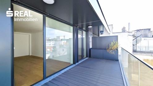 HOCHWERTIGE 2-ZIMMER DG WOHNUNG AM NASCHMARKT