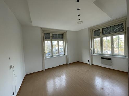 CHARMANTER UND HELLER 2,5-ZIMMER ALTBAU NÄHE SCHMELZ/SCHÖNBRUNN/U3-JOHNSTRASSE