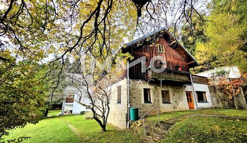 Ein Ort der Ruhe und M�glichkeiten - Vielseitige Liegenschaft in Traumlage