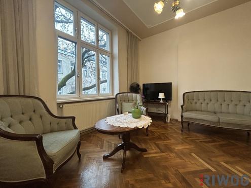 N�he U2/U4 Schottenring - Ruhelage - Stilaltbau im Servitenviertel - Ruhelage - zwischen Porzellangasse und Rossauerl�nde
