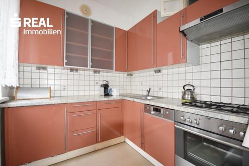 Gepflegte Starterwohnung mit gro�em Gemeinschaftsgarten im Bieterverfahren !