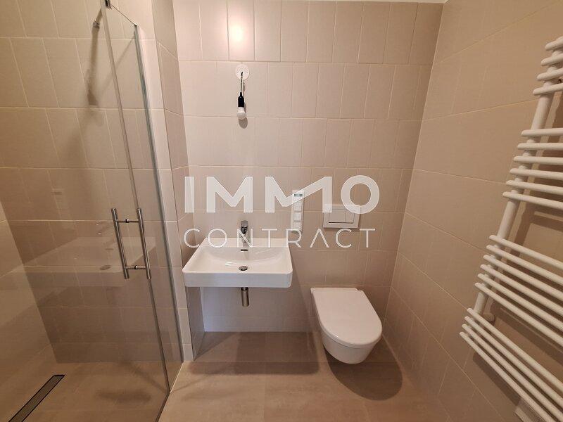 Bad mit WC und Dusche