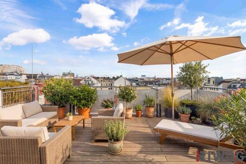 Rooftop-Wohnung über den Dächern des Siebten | 1 Min. zur Mariahilferstr. | 40m² 360°-Terrasse | Virtual Tour