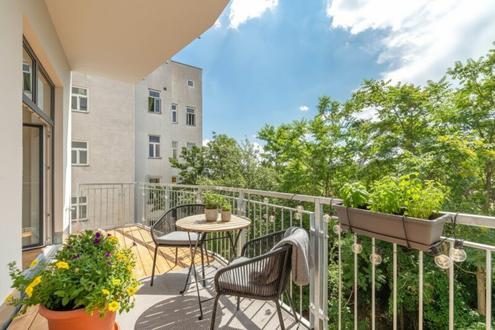 ++NEU++ Fantastische 2-Zimmer Altbauwohnung mit Balkon