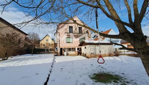 Wohnhaus in Steinakirchen: 7 Zimmer, Balkon, Garage - Sanierungsbed�rftig zum Top-Preis!