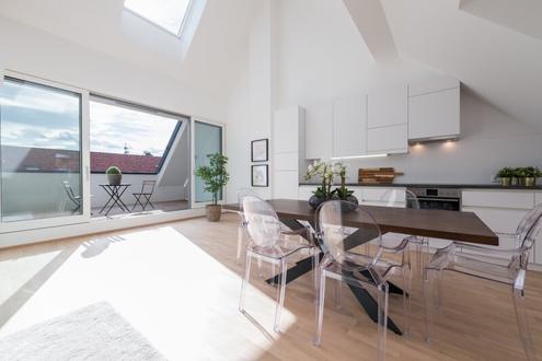 3 Zimmer Dachgeschosswohnung  mitten im alten Ortskern von Gumpoldskirchen