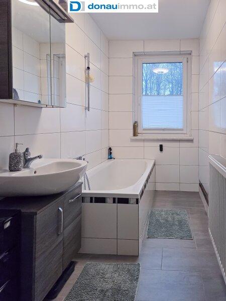 Gro�es Haus mit Garten im Waldviertel Bezirk Gm�nd _ Oberges