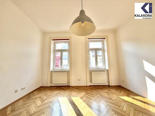 360 TOUR // SCH�NE RENOVIERTE ALTBAUWOHNUNG
