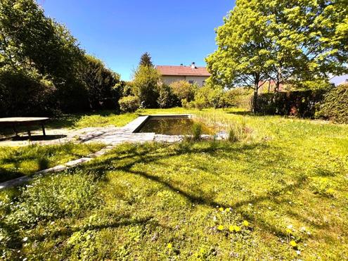 Charmantes 1.202 m� Grundst�ck mit kleinem Haus und viel Potenzial (ca. 750- 800 m� Wohnfl�che m�glich!)