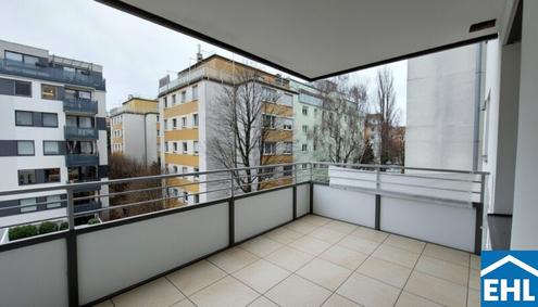 Gro�z�gige 3-Zimmer-Wohnung | Famili�rer Erstbezug in U-Bahnn�he