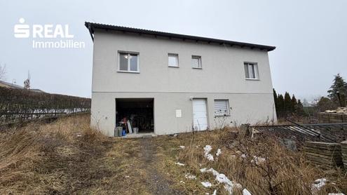 leistbarer Wohntraum im Grünen mit großem Garten