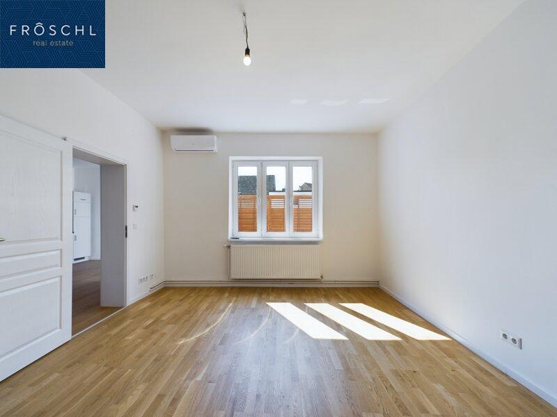 Wohnzimmer Ansicht 2