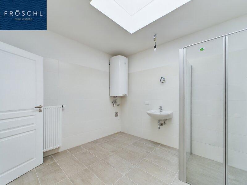 Badezimmer Ansicht 2