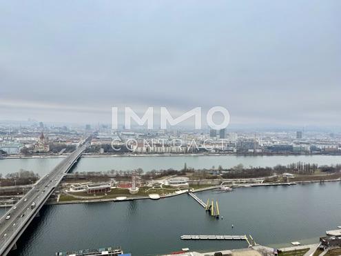 DC2 Tower - 2 Zimmer - mit Sonnenuntergans Loggia