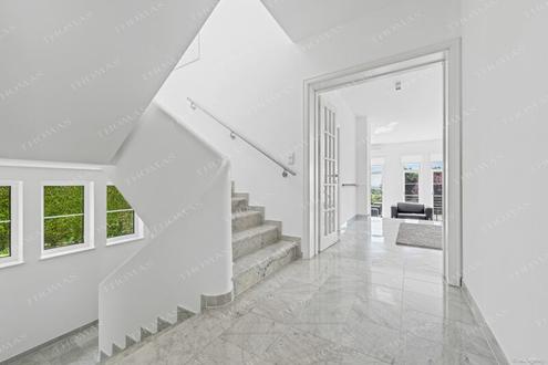 Exklusives Einfamilienhaus mit Weitblick über Wien in Hagenbrunn !