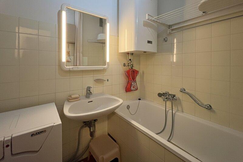 Bad mit Waschmaschinenanschluss