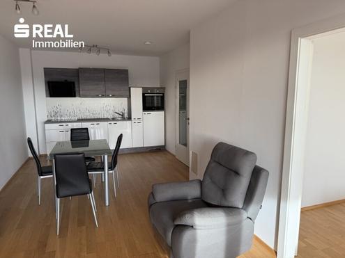 2-Zimmer-Wohnung mit Loggia und Fernblick