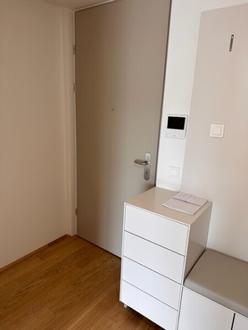 Doktor-Adolf-Schärf-Platz 05, 1220 Wien