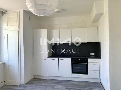 VERMIETE ANLEGERWOHNUNG -  mit Balkon in zentraler Lage von Linz