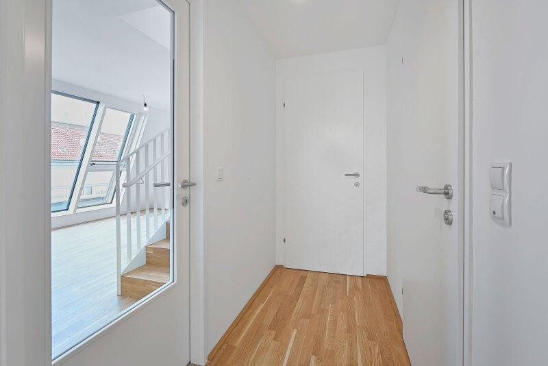 Vorraum mit Wohnzimmerblick