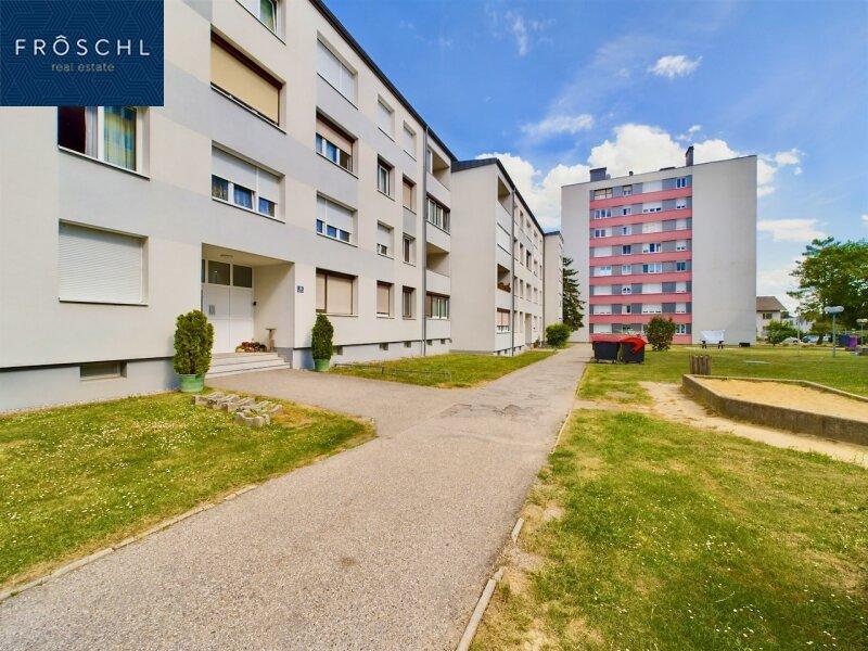 Ansicht auf das Wohngeb�ude vom Garten