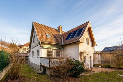 Idyllisches Einfamilienhaus auf ebenem Grund am Waldrand in Purkersdorf