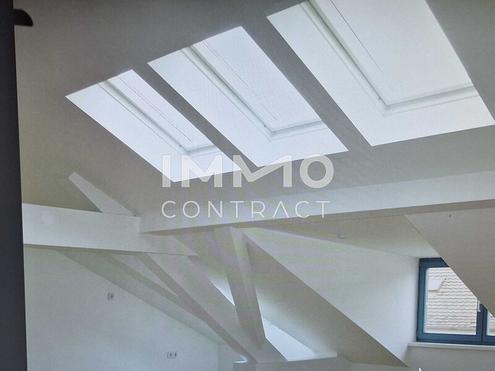 DACHGESCHOSS WOHNUNG IN HERZOGENBURG