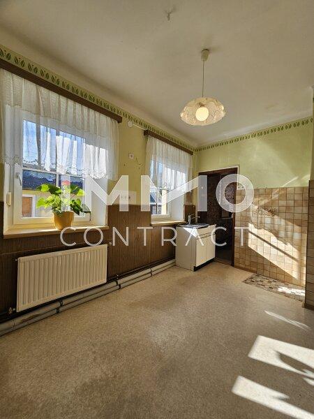 EG - Zimmer sanierungsbed�rftig