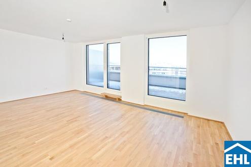 Top Dachgeschoss-Wohnung mit großzügiger Freifläche!