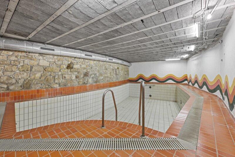 Pool im Untergescho�