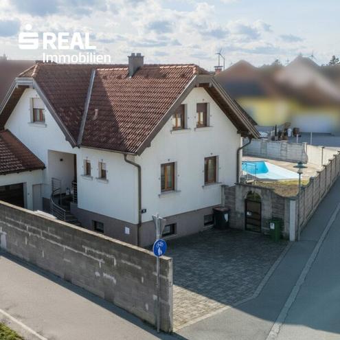 gro�z�giges, modernisiertes Einfamilienhaus mit Swimming Pool, Keller & Garage in Bruck an der Leitha
