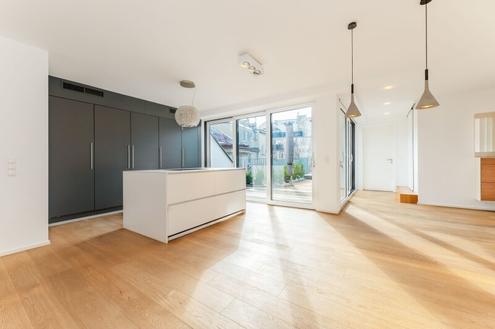 Ruhig & zentral gelegene Single-/Pärchen-Wohnung mit Sonnenterrasse im Dachgeschoß