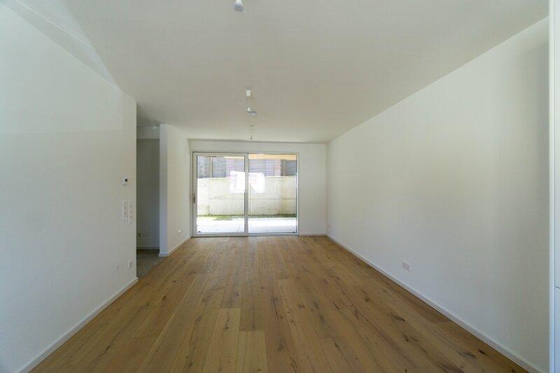 Wohnk�che mit Ausgang in den Garten