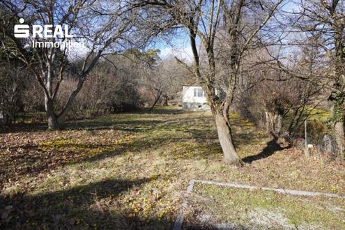 Baugrundst�ck mit Gr�nblick in Ruhelage von Gie�h�bl!