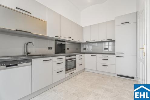 Zwischen Tradition & Moderne - Ihr neues Zuhause im Stilaltbau mit DG-Ausbau