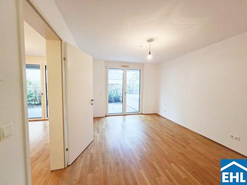 2-Zimmer-Wohnung mit Eigengarten und Terrasse!