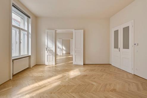 Wiener Altbauflair in saniertem Stilaltbau im 8. Bezirk