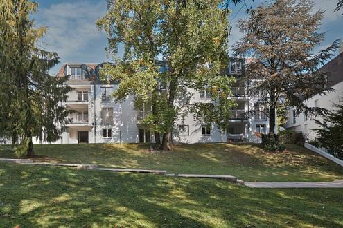 Bezugsfertige Familienwohnung Nähe American International School !!