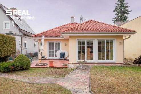 Charmanter 3 Zimmer-Bungalow mit Garten, Garage und moderner Ausstattung! �ffentlich gut angebunden.