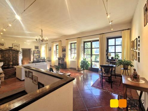 Charmantes Haus auf wunderbarem Grundst�ck