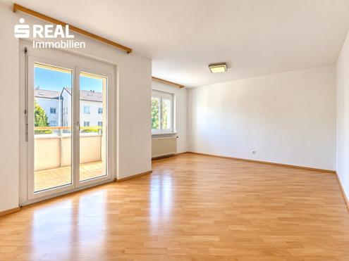 Familienhit - charmante 4 Zimmer-Wohnung in Ruhelage