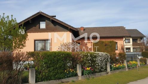 Gepflegter Bungalow ca. 126m², 4 Zi., Terrasse, unterkellert, 2 Garagen in Viehdorf - Ihr neues Zuhause!