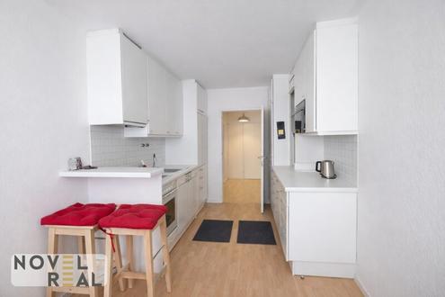 Attraktive Stadtwohnung nahe AKH - ideal für Wohnen oder Ordination, Garagenplatz optional!