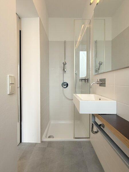 Erdgeschoss - Badezimmer