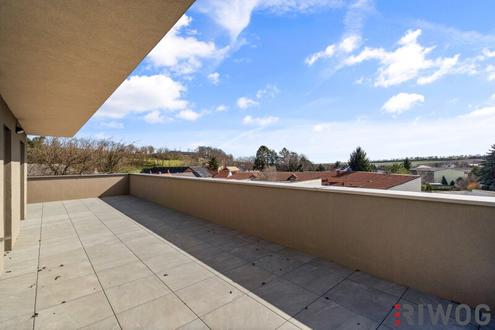 Wohlfühloase Nähe Wien - Living Weinviertel I Herbst-Special: Stellplatz gratis dazu I DG-Luxus mit rund 115m² Terrasse / Loggia I Wolkersdorf und Gerasdorf