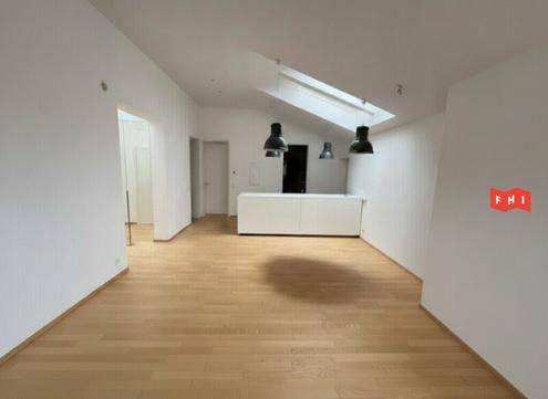 Sch�ne Dachgeschosswohnung in Bestlage am Froschberg