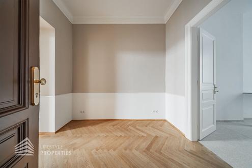 Hochwertig sanierte 2-Zimmer Altbauwohung in ruhiger Lage des 9. Bezirks! N�he Liechtensteinpark