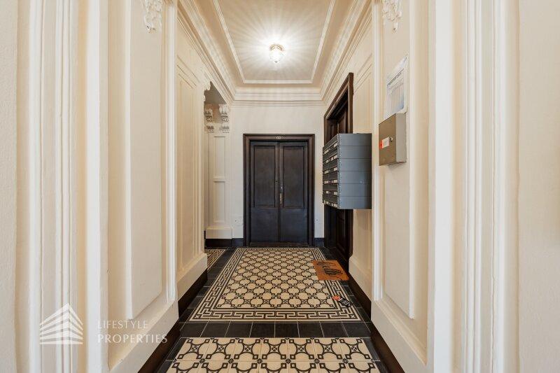 Sanierungsbed�rftige Garconniere in ruhiger Lage des 9. Bezi