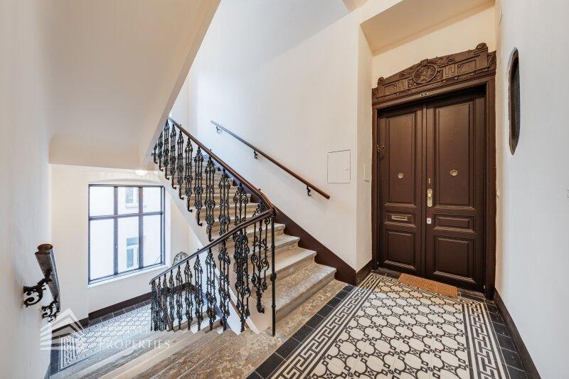 Sanierungsbed�rftige Garconniere in ruhiger Lage des 9. Bezi