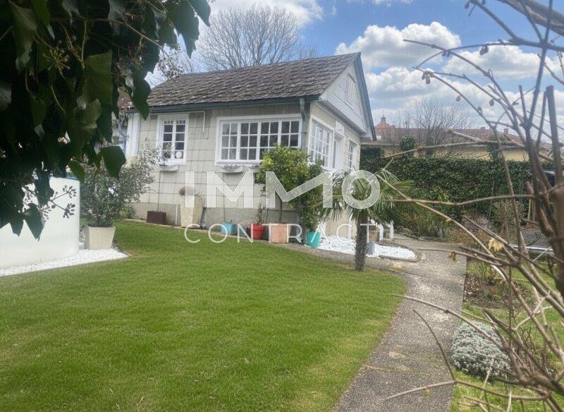 Kleingarten Grundst�ck mit Gartenh�uschen